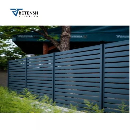 Wholesale New Design Free Sample Temporary Windproof Garden Privacy Louvered Metal Steel/Aluminum Security Slat Horizontal Panels Fence
